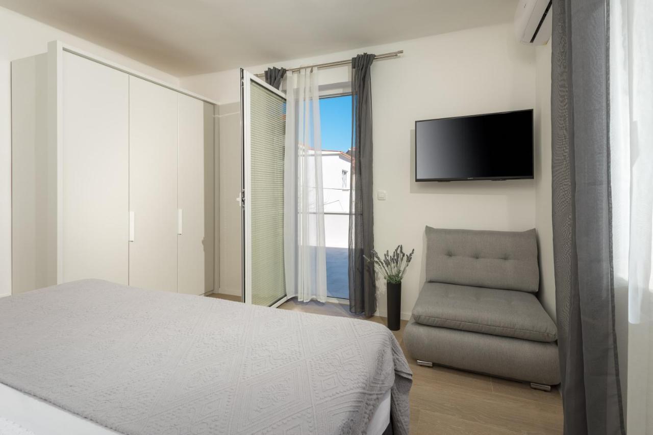 Villa Roko- The Spacious Luxury Τρογκίρ Εξωτερικό φωτογραφία