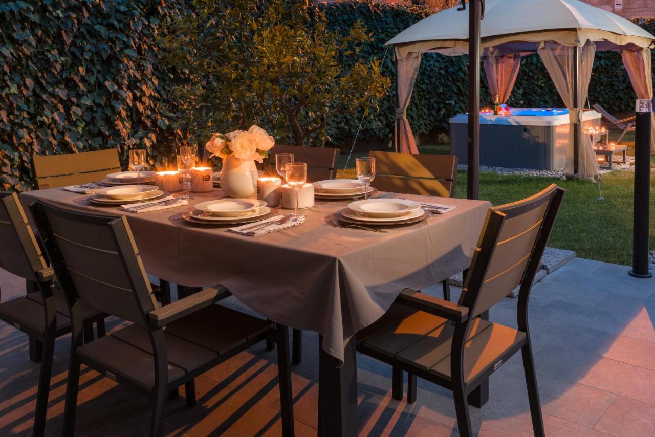 Villa Roko- The Spacious Luxury Τρογκίρ Εξωτερικό φωτογραφία